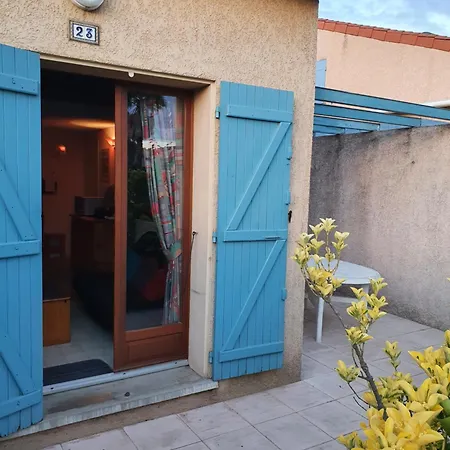 Maisonnette Dans Avec Piscine 200 Metre De La - En Roussillon - Aigue Marine En Roussillon * Canet-en-Roussillon